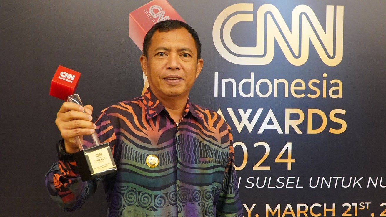 Mantap Pj Wali Kota Parepare Akbar Ali Dianugerahi Penghargaan Cnn