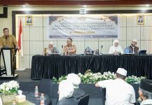 Abustan A. Bintang Beri Pesan Khusyuk dan Doakan Barru pada Manasik Umrah di Tanete Riaja