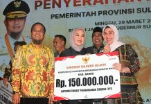 Pemkab Barru Kembali Raih Prestasi, Pemprov Sulsel Berikan Penghargaan