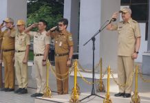 Pimpin Upacara Perdana, Bupati Pinrang Dorong Evaluasi Kinerja ASN dan Optimalisasi Layanan