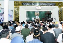 Ribuan Jamaah Padati Tabligh Akbar Ustaz Abdul Somad di Masjid Agung Nurul Iman Barru