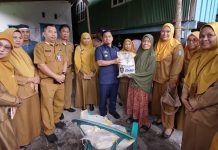 Pastikan Tepat Sasaran, Wali Kota Tasming Hamid Salurkan Rastra Door to Door di Empat Kelurahan